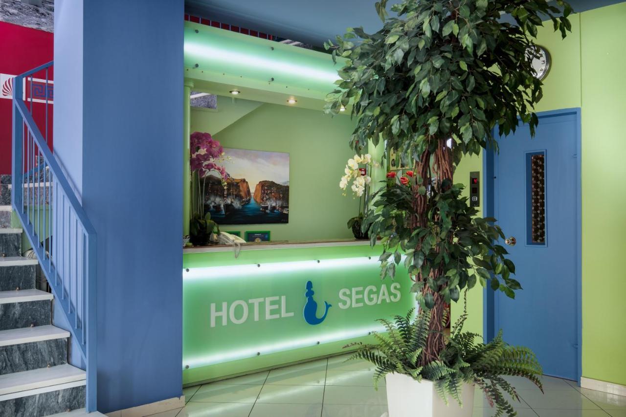 Hotel Segas Loutráki Exteriör bild