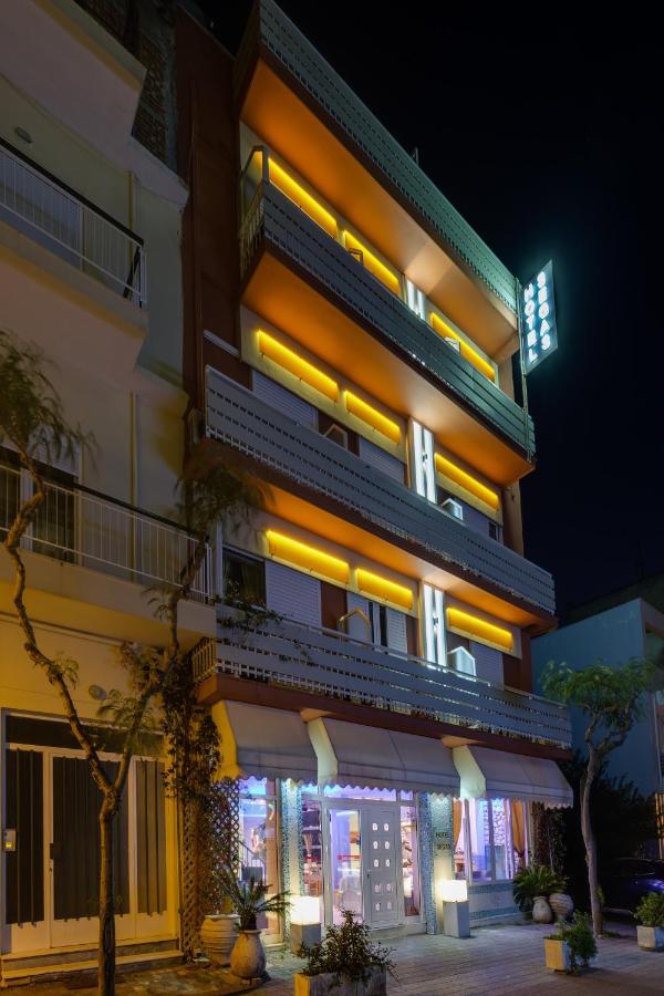 Hotel Segas Loutráki Exteriör bild