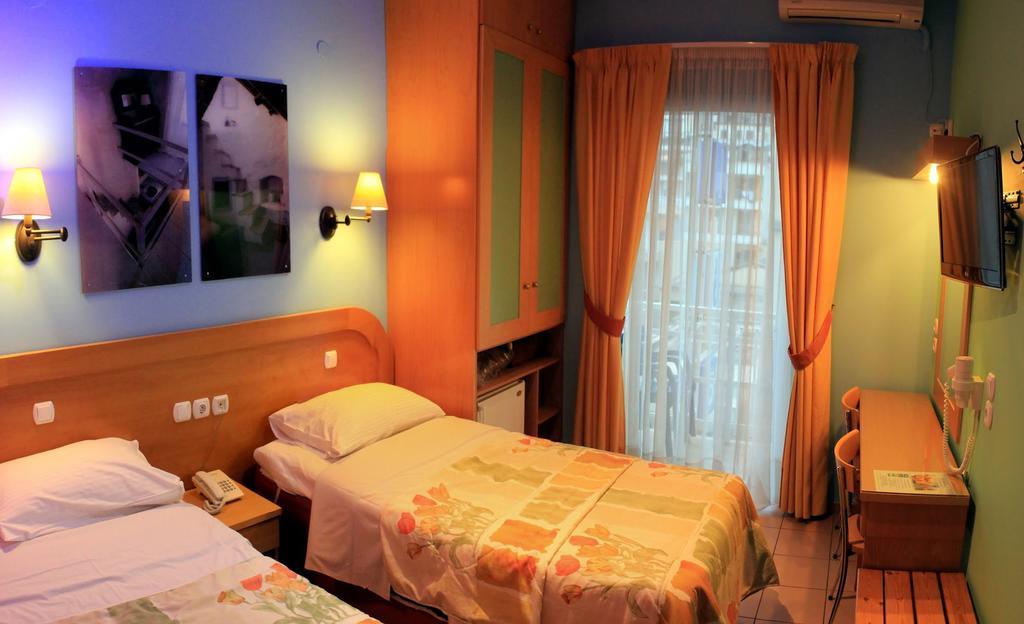 Hotel Segas Loutráki Rum bild